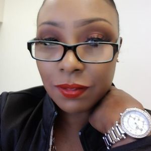 Meet your Posher, Emeiko